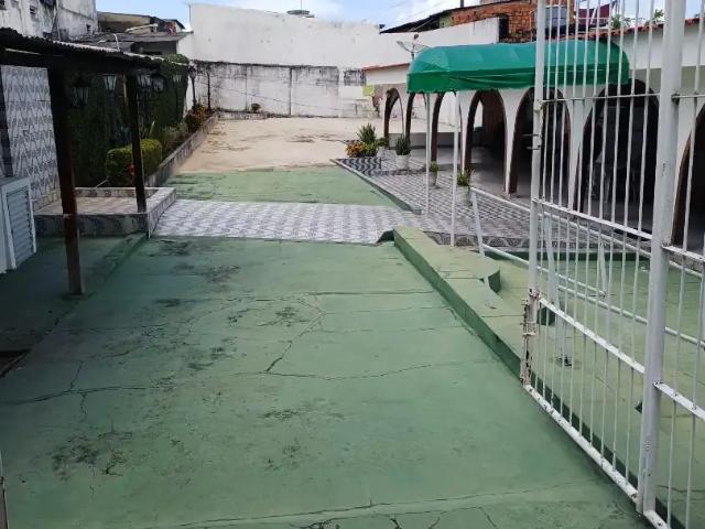 Casa / Sobrado para Venda em Manaus/AM São Raimundo 4 Quartos