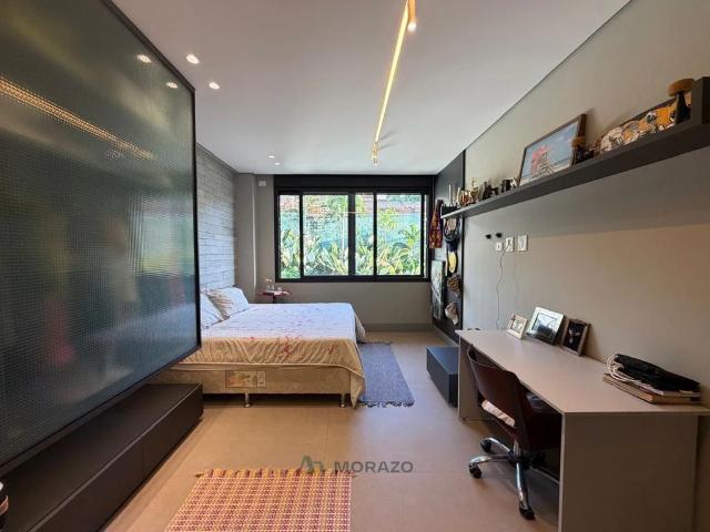 Casa / Sobrado para Venda em Mandaguaçu/PR Centro 4 Quartos