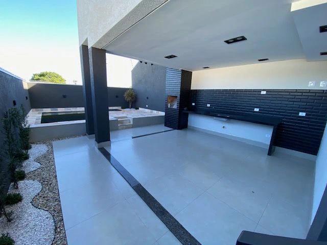 Casa / Sobrado para Venda em Mandaguaçu/PR Residencial Lagoa Dourada 3 Quartos