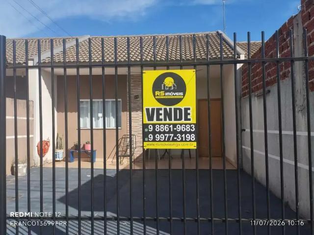Casa / Sobrado para Venda em Mandaguaçu/PR Zona Noroeste 3 Quartos