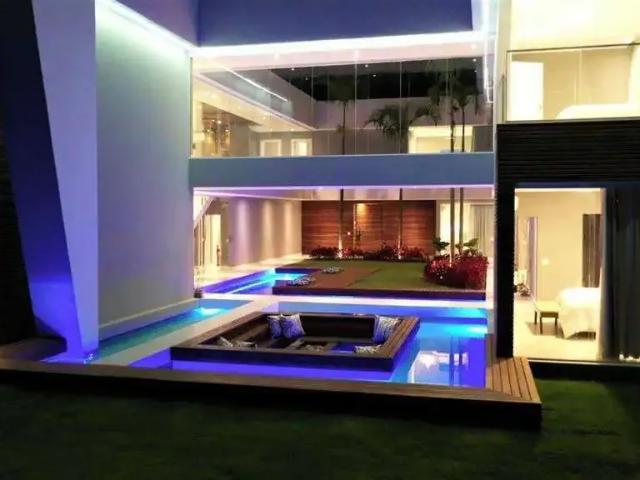 Casa / Sobrado para Venda em Mangaratiba/RJ Centro 6 Quartos