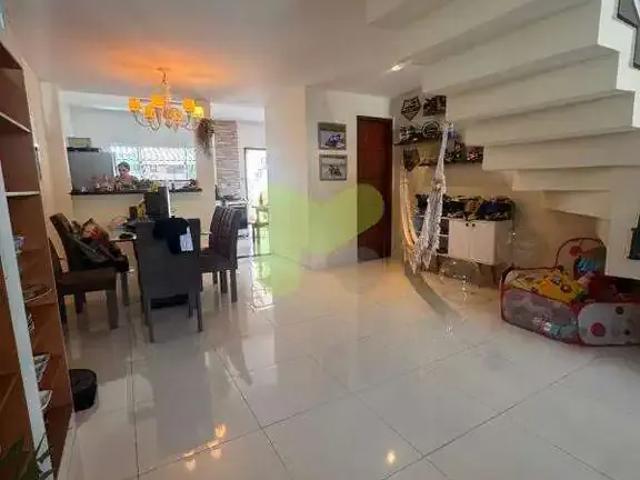 Casa / Sobrado para Venda em Macaé/RJ Mirante da Lagoa 3 Quartos