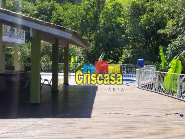 Casa / Sobrado para Venda em Macaé/RJ Areia Branca 6 Quartos