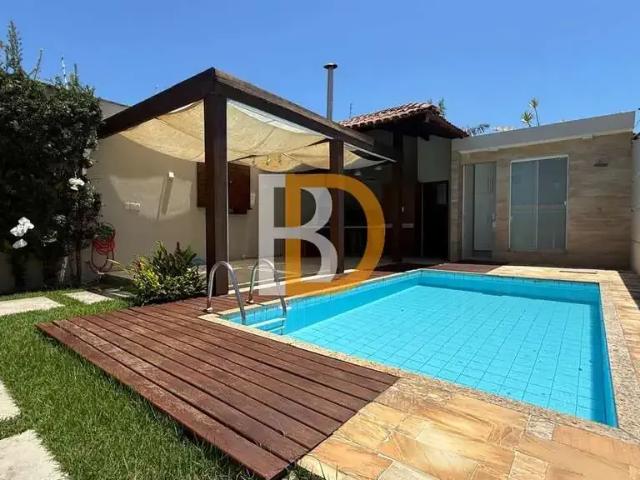 Casa / Sobrado para Venda em Macaé/RJ Cancela Preta 4 Quartos
