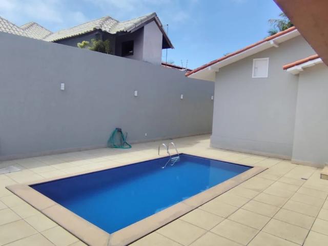 Casa / Sobrado para Venda em Macaé/RJ Cancela Preta 5 Quartos