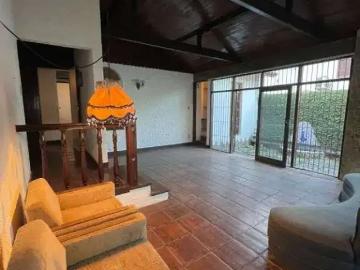 Casa / Sobrado para Venda em Macaé/RJ Cavaleiros 4 Quartos