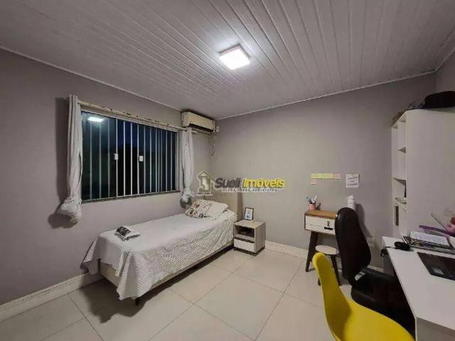 Casa / Sobrado para Venda em Macaé/RJ Glória 4 Quartos