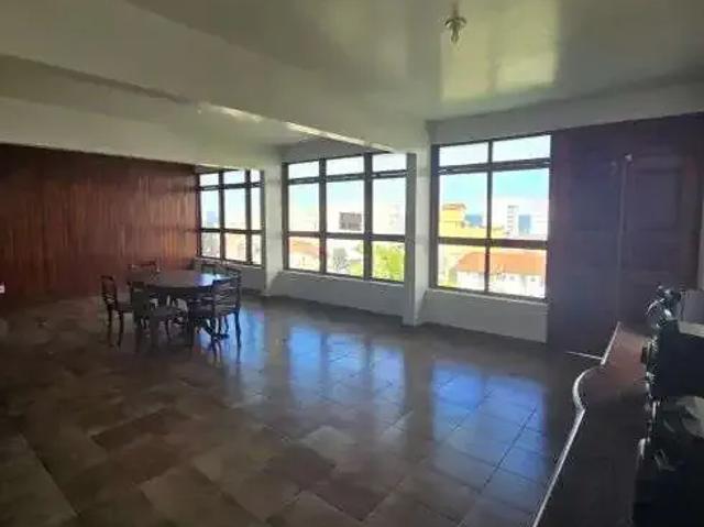 Casa / Sobrado para Venda em Macaé/RJ Glória 5 Quartos