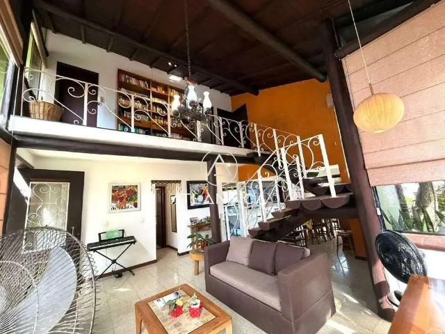 Casa / Sobrado para Venda em Macaé/RJ Glória 3 Quartos