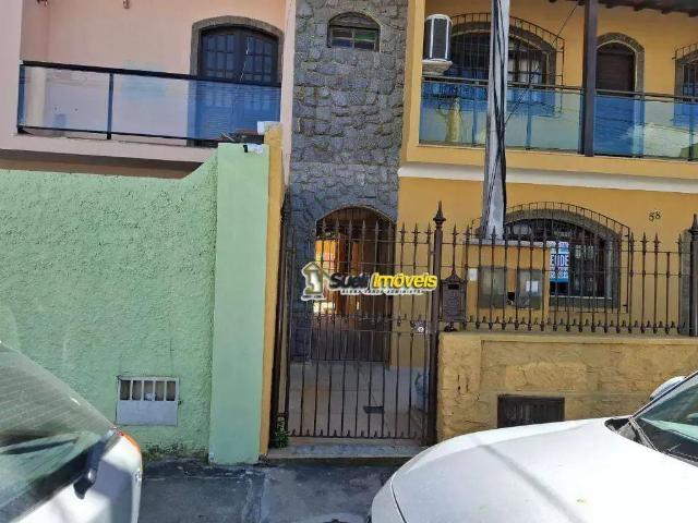 Casa / Sobrado para Venda em Macaé/RJ Imbetiba 4 Quartos