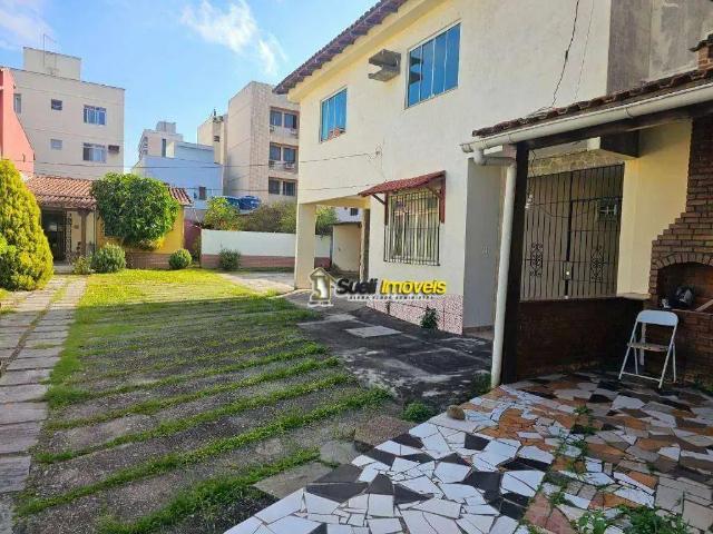 Casa / Sobrado para Venda em Macaé/RJ Imbetiba 5 Quartos