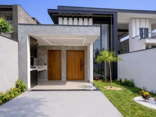 Casa / Sobrado para Venda em Macaé/RJ Lagoa 2 Quartos
