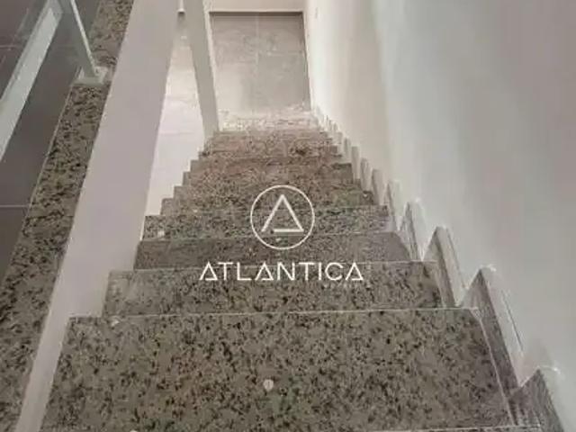 Casa / Sobrado para Venda em Macaé/RJ Lagoa 3 Quartos
