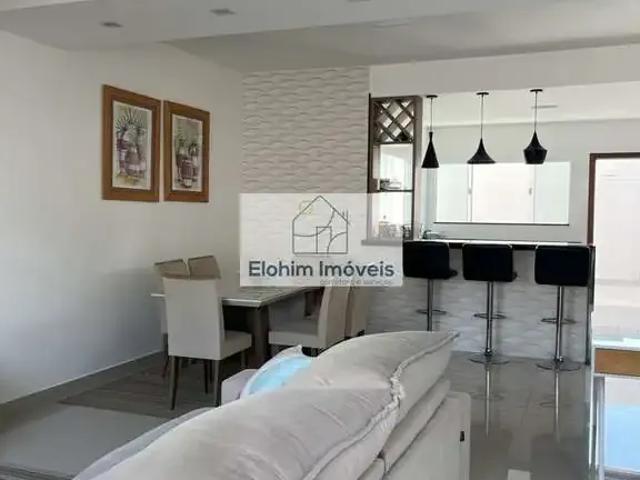 Casa / Sobrado para Venda em Macaé/RJ Lagoa 4 Quartos