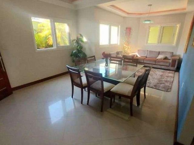 Casa / Sobrado para Venda em Macaé/RJ Lagoa 4 Quartos