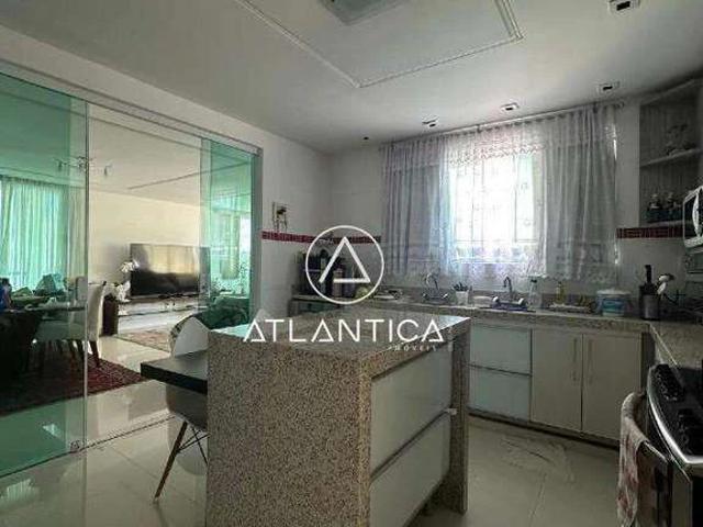 Casa / Sobrado para Venda em Macaé/RJ Lagoa 4 Quartos