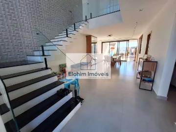 Casa / Sobrado para Venda em Macaé/RJ Lagoa 4 Quartos