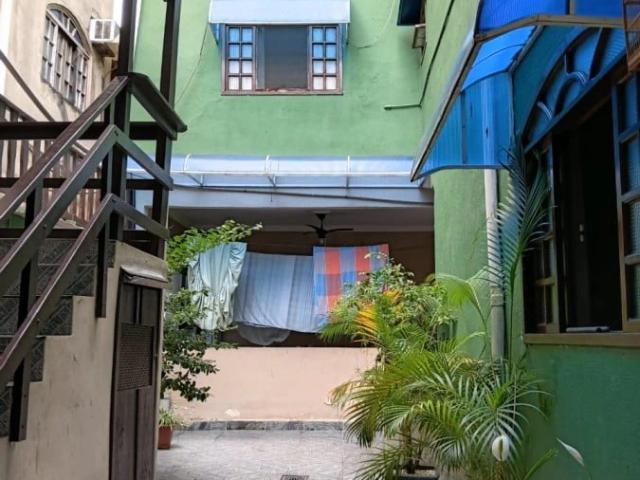 Casa / Sobrado para Venda em Macaé/RJ Parque Aeroporto 3 Quartos
