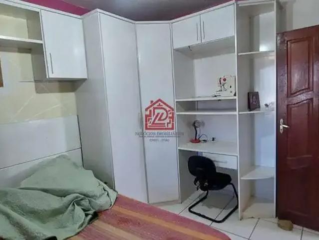 Casa / Sobrado para Venda em Macaé/RJ Parque Aeroporto 4 Quartos