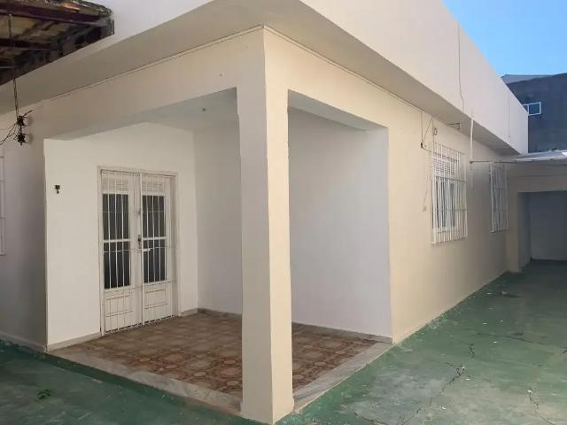 Casa / Sobrado para Venda em Macaé/RJ Praia Campista 3 Quartos