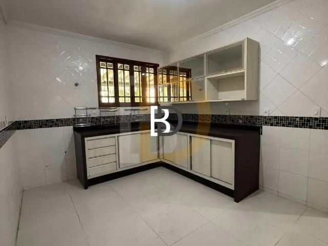 Casa / Sobrado para Venda em Macaé/RJ Riviera Fluminense 3 Quartos