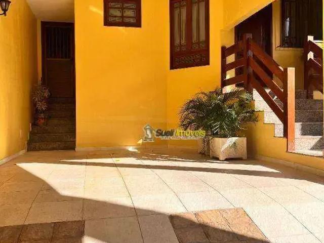 Casa / Sobrado para Venda em Macaé/RJ Riviera Fluminense 3 Quartos