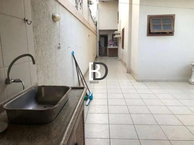 Casa / Sobrado para Venda em Macaé/RJ Riviera Fluminense 3 Quartos