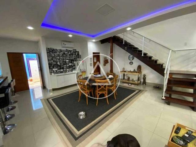 Casa / Sobrado para Venda em Macaé/RJ São Marcos 4 Quartos