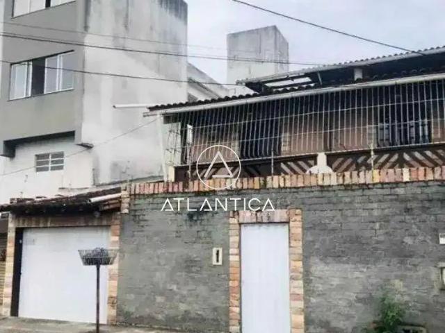Casa / Sobrado para Venda em Macaé/RJ Sol e Mar 5 Quartos