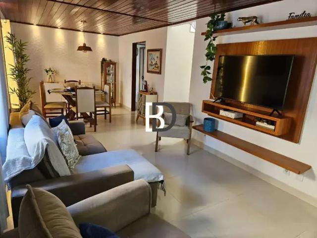 Casa / Sobrado para Venda em Macaé/RJ Sol e Mar 3 Quartos