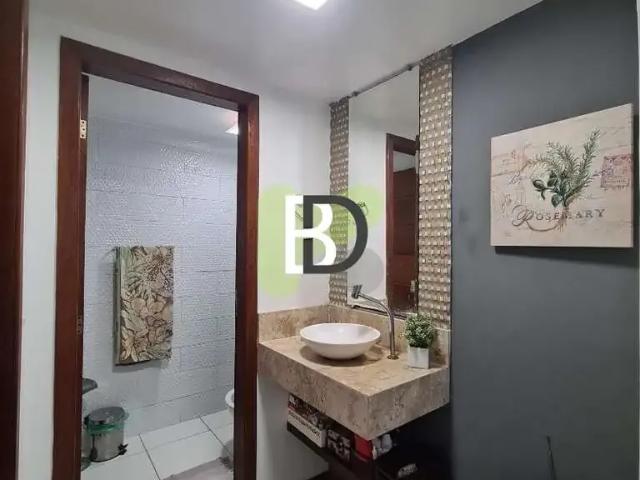 Casa / Sobrado para Venda em Macaé/RJ Lagoa 3 Quartos
