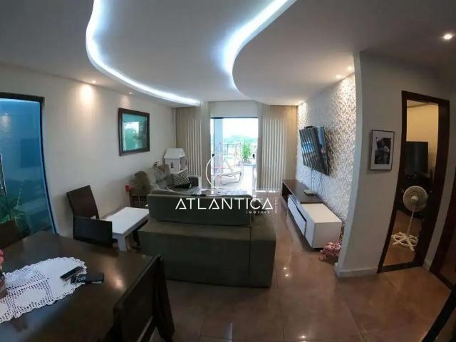 Casa / Sobrado para Venda em Macaé/RJ Vale dos Cristais 4 Quartos