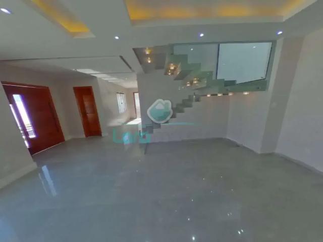 Casa / Sobrado para Venda em Macaé/RJ Vale das Palmeiras 4 Quartos