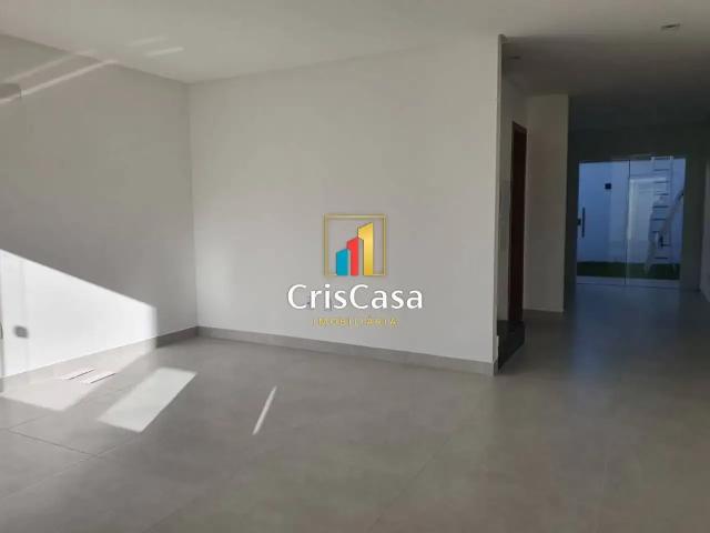 Casa / Sobrado para Venda em Macaé/RJ Vale das Palmeiras 3 Quartos