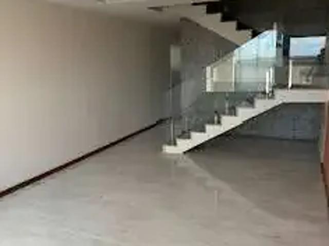 Casa / Sobrado para Venda em Macaé/RJ Vale das Palmeiras 3 Quartos