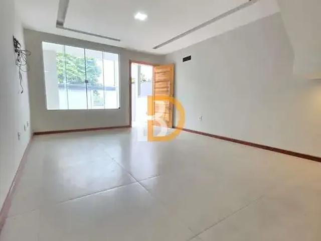 Casa / Sobrado para Venda em Macaé/RJ Vale das Palmeiras 3 Quartos