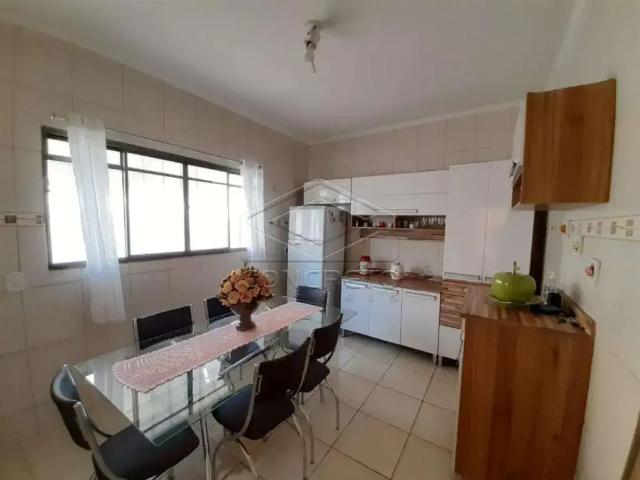 Casa / Sobrado para Venda em Macatuba/SP Jardim Veneza 3 Quartos