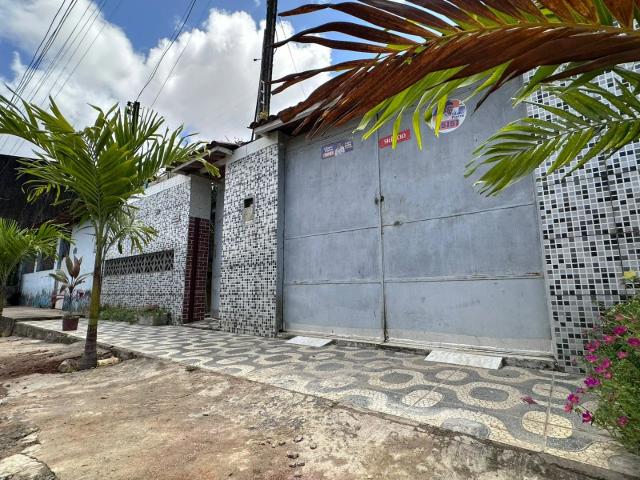 Casa / Sobrado para Venda em Maceió/AL Benedito Bentes 3 Quartos