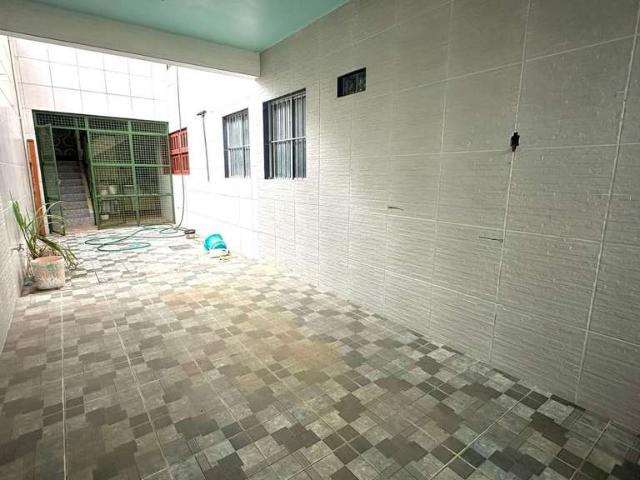 Casa / Sobrado para Venda em Maceió/AL Benedito Bentes 6 Quartos
