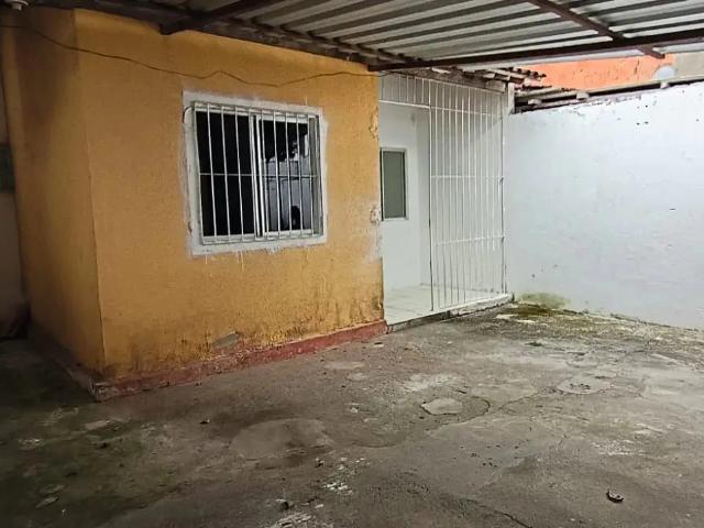 Casa / Sobrado para Venda em Maceió/AL Cidade Universitária 2 Quartos