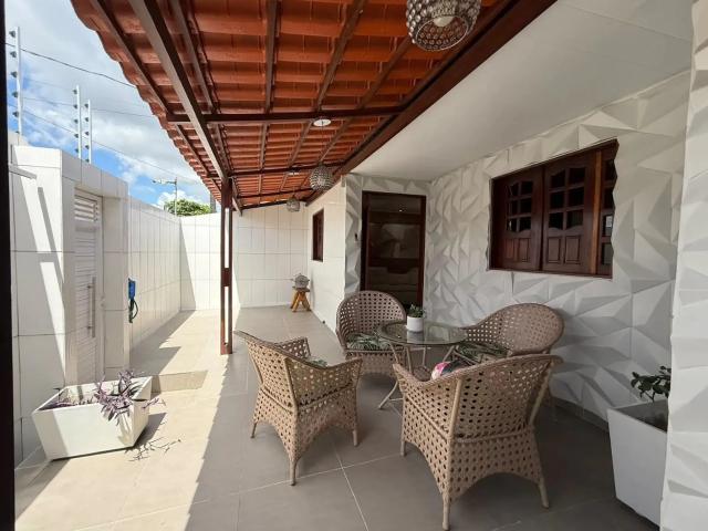 Casa / Sobrado para Venda em Maceió/AL Cidade Universitária 3 Quartos
