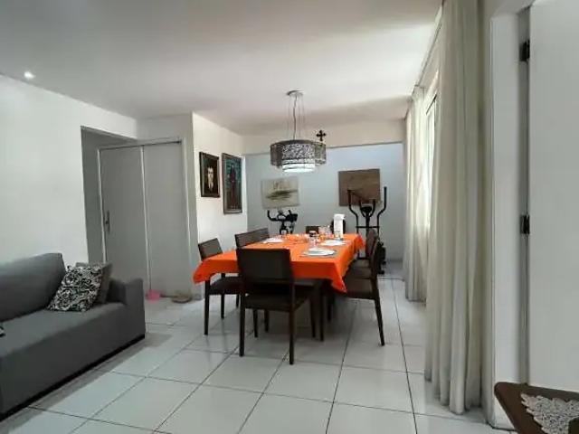 Casa / Sobrado para Venda em Maceió/AL Farol 4 Quartos