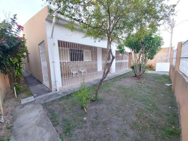 Casa / Sobrado para Venda em Maceió/AL Gruta de Lourdes 3 Quartos