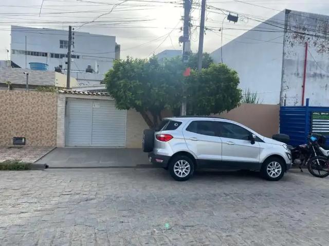 Casa / Sobrado para Venda em Maceió/AL Gruta de Lourdes 3 Quartos