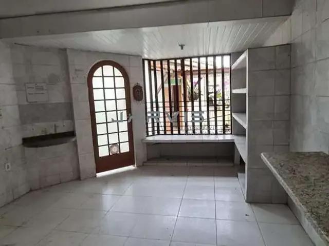 Casa / Sobrado para Venda em Maceió/AL Gruta de Lourdes 4 Quartos