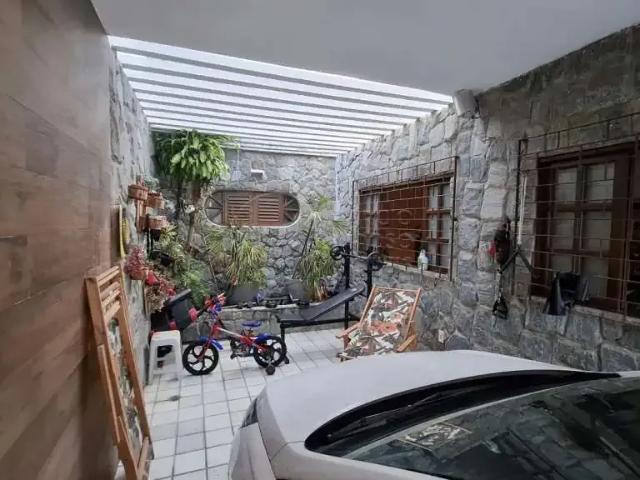 Casa / Sobrado para Venda em Maceió/AL Jatiúca 3 Quartos