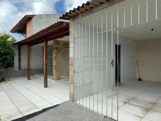 Casa / Sobrado para Venda em Maceió/AL Pitanguinha 4 Quartos