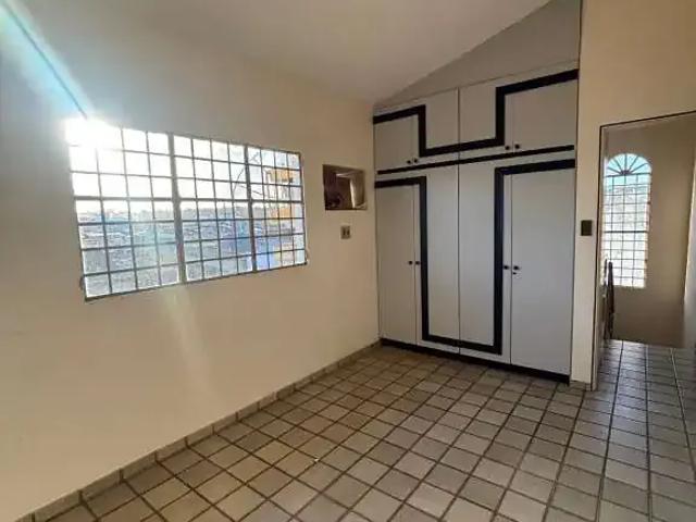Casa / Sobrado para Venda em Maceió/AL Poço 4 Quartos