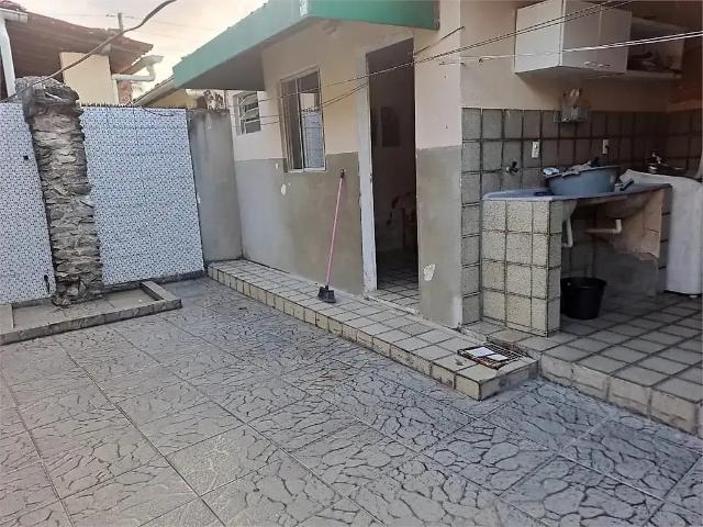 Casa / Sobrado para Venda em Maceió/AL Serraria 4 Quartos