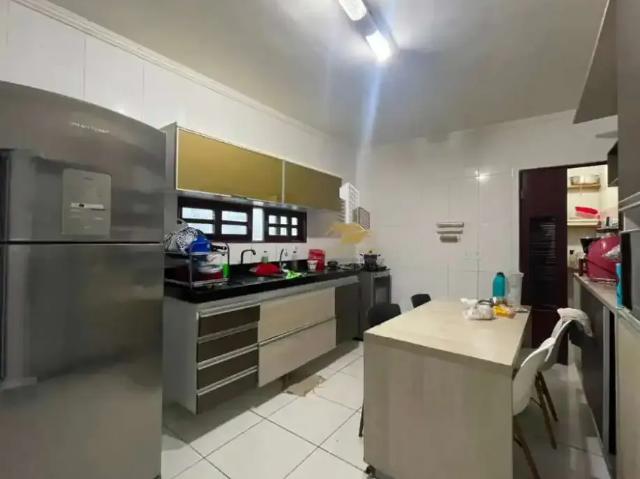 Casa / Sobrado para Venda em Maceió/AL Serraria 6 Quartos
